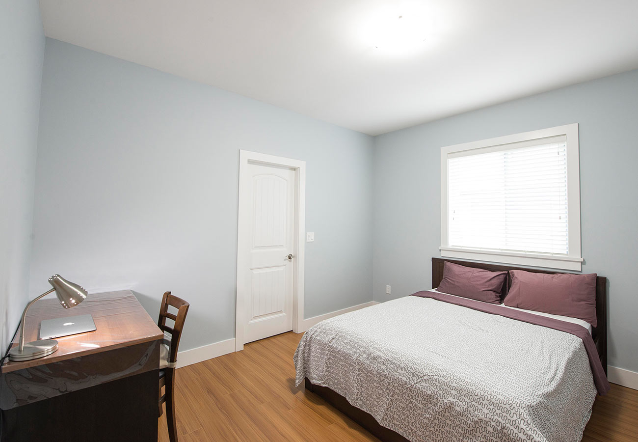 VanWest Vancouver Shared House Bedroom